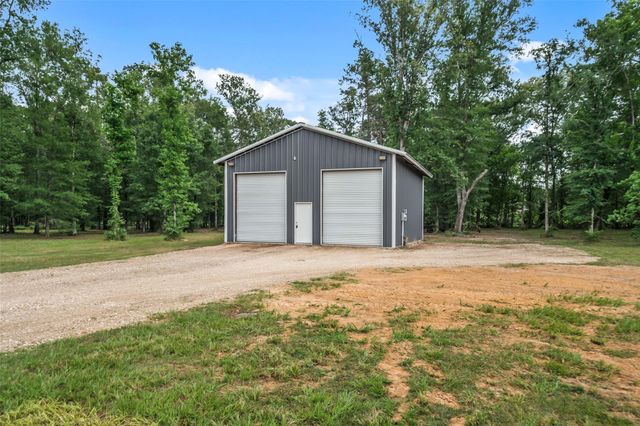 351 Oak Knoll Road, Cleveland, TX 77328