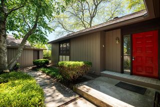 8 Pinewood COURT, Wind Point, WI 53402
