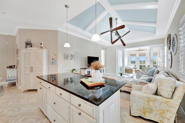 246 SAPPHIRE LAKE DRIVE 201, Bradenton, FL 34209