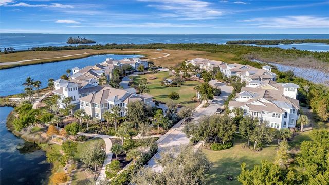 246 SAPPHIRE LAKE DRIVE 201, Bradenton, FL 34209