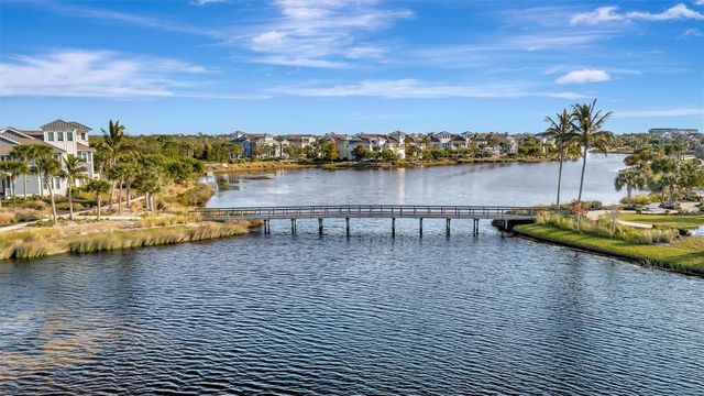 246 SAPPHIRE LAKE DRIVE 201, Bradenton, FL 34209