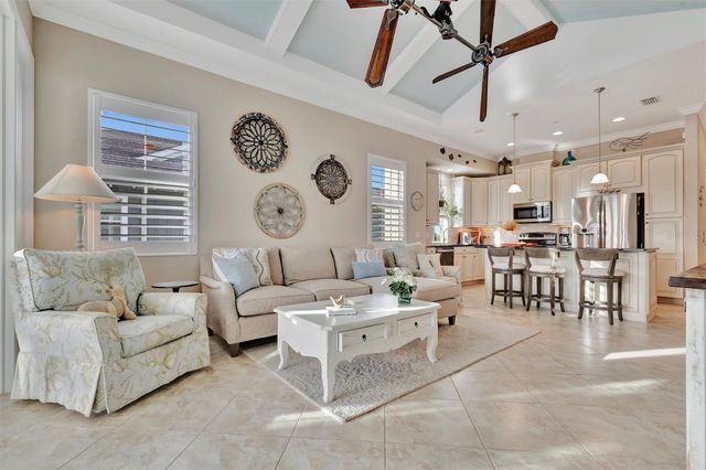 246 SAPPHIRE LAKE DRIVE 201, Bradenton, FL 34209