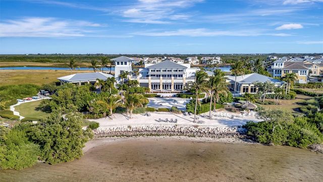 246 SAPPHIRE LAKE DRIVE 201, Bradenton, FL 34209