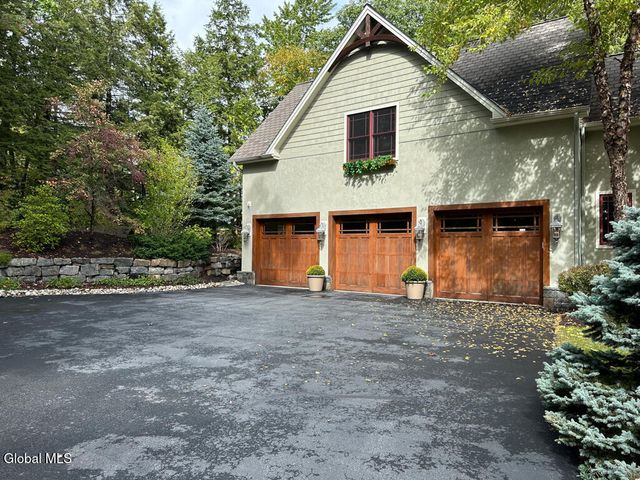 101 Green Harbour Lane, Lake George, NY 12845