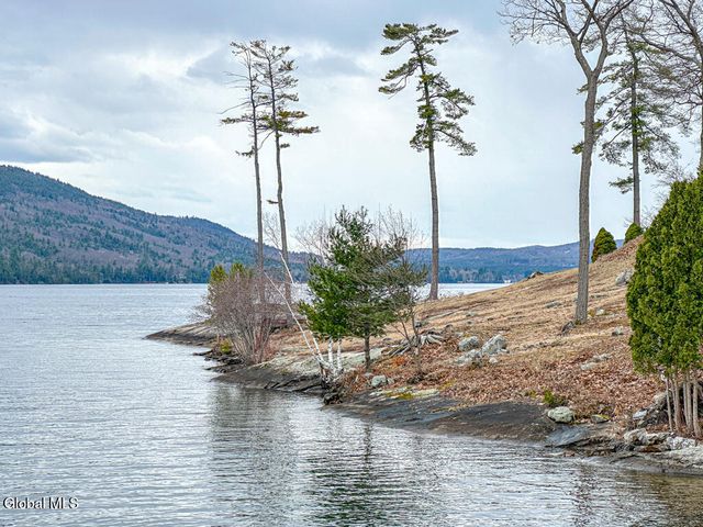 101 Green Harbour Lane, Lake George, NY 12845