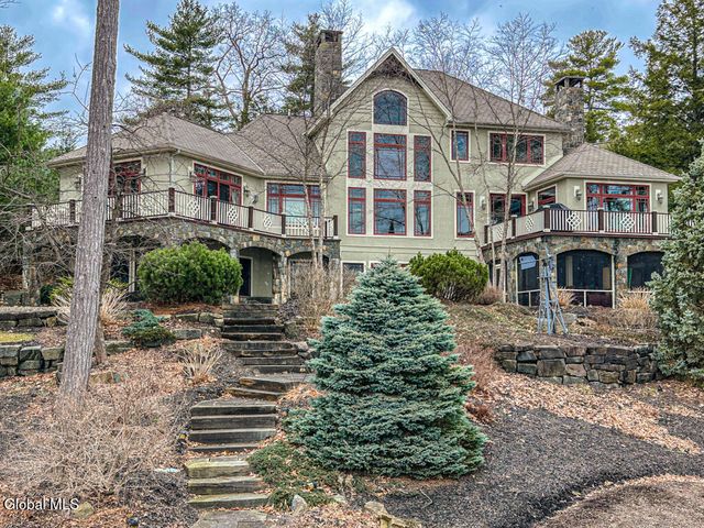 101 Green Harbour Lane, Lake George, NY 12845
