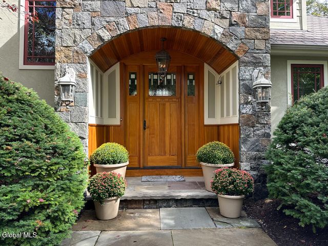 101 Green Harbour Lane, Lake George, NY 12845