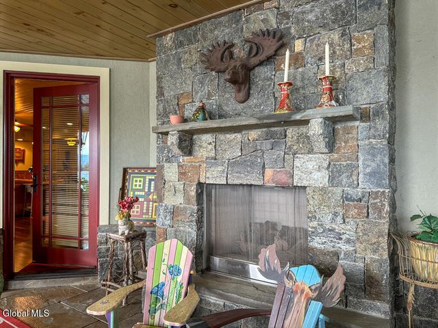 101 Green Harbour Lane, Lake George, NY 12845