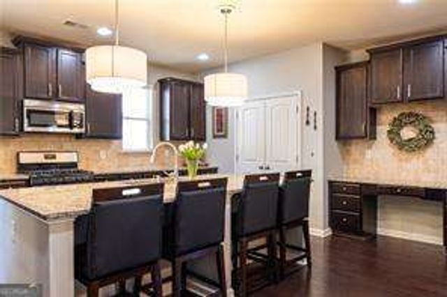 309 Montgomery Way, Woodstock, GA 30188