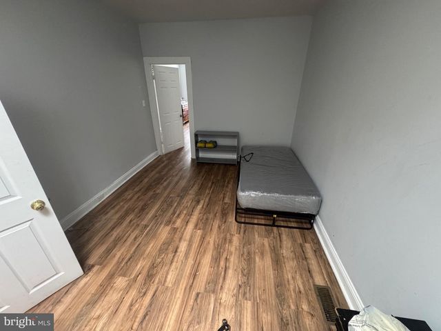 2039 SINCLAIR LN, Baltimore, MD 21213