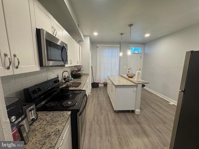 2039 SINCLAIR LN, Baltimore, MD 21213