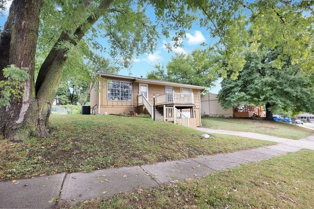 5401 Cranberry Hill Circle, St Joseph, MO 64503