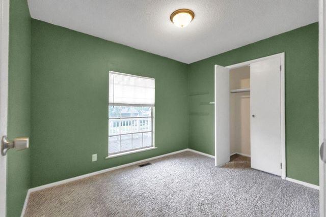 5401 Cranberry Hill Circle, St Joseph, MO 64503