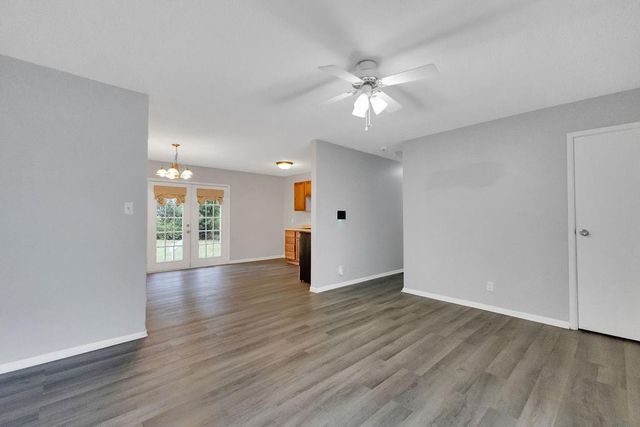 5401 Cranberry Hill Circle, St Joseph, MO 64503