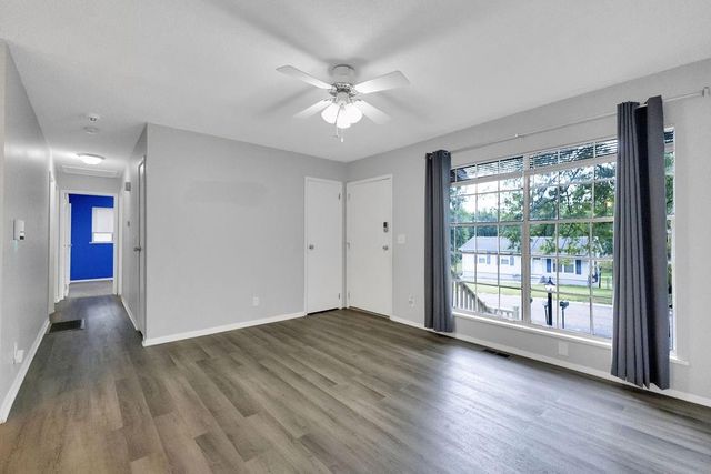 5401 Cranberry Hill Circle, St Joseph, MO 64503