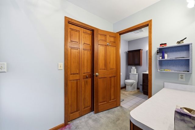 2 Christopher Cir, Wilbraham, MA 01095