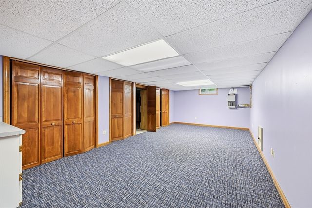 2 Christopher Cir, Wilbraham, MA 01095