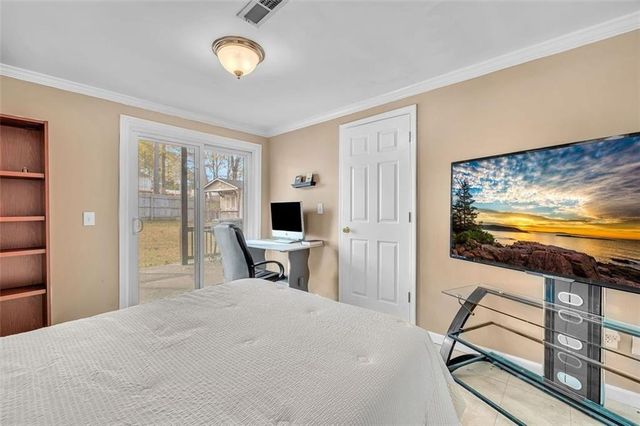 8448 Brook Lake Lane, Douglasville, GA 30134