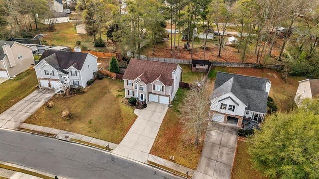 8448 Brook Lake Lane, Douglasville, GA 30134
