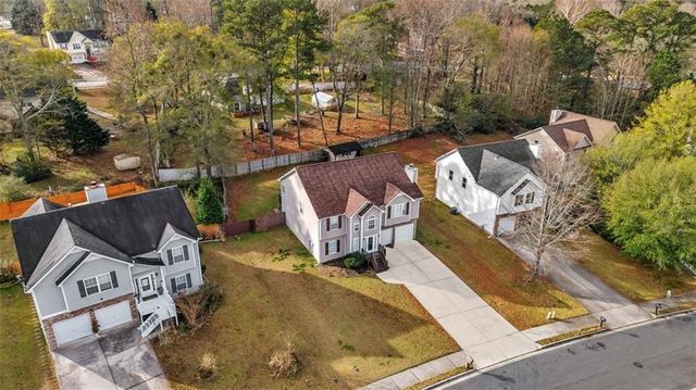 8448 Brook Lake Lane, Douglasville, GA 30134