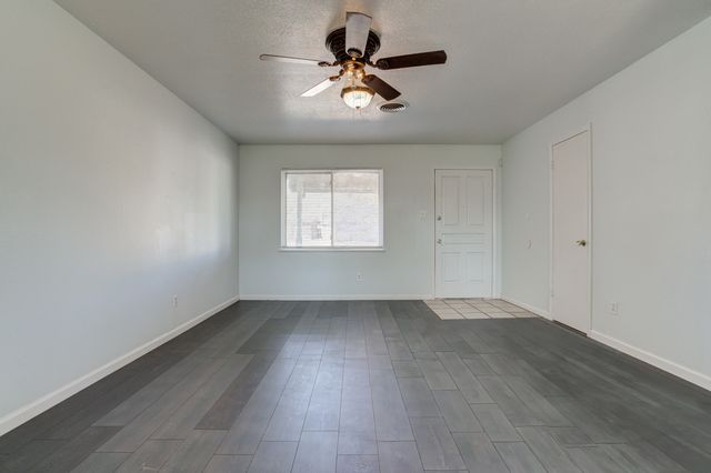 5417 49th Street, Lubbock, TX 79414