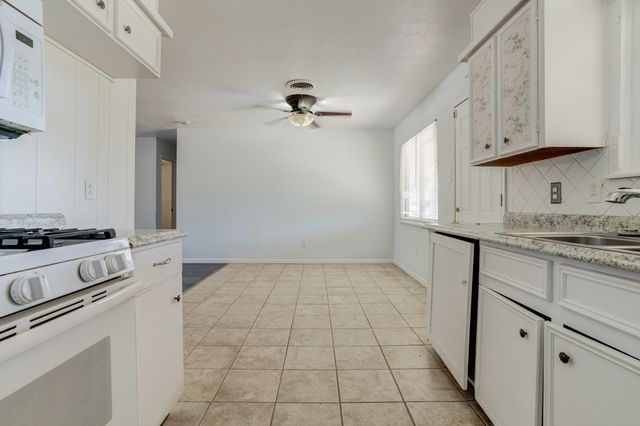 5417 49th Street, Lubbock, TX 79414