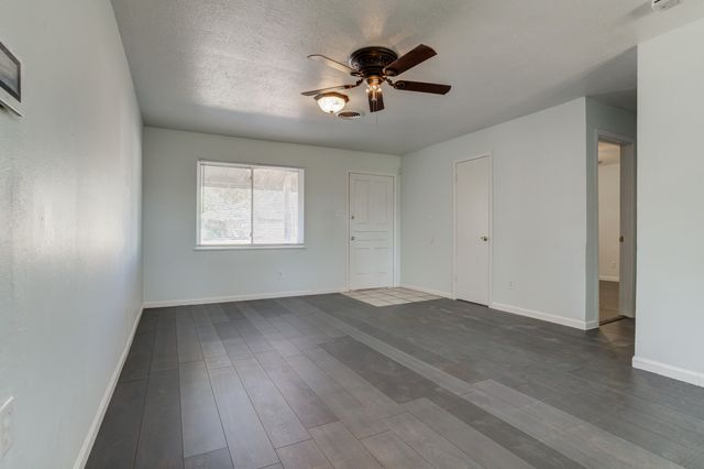 5417 49th Street, Lubbock, TX 79414