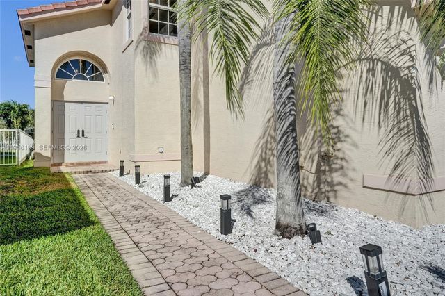5380 NW 117th Ave, Coral Springs, FL 33076