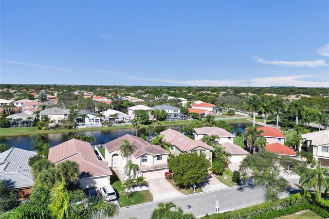 5380 NW 117th Ave, Coral Springs, FL 33076