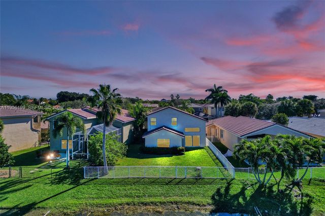 5380 NW 117th Ave, Coral Springs, FL 33076