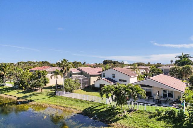 5380 NW 117th Ave, Coral Springs, FL 33076