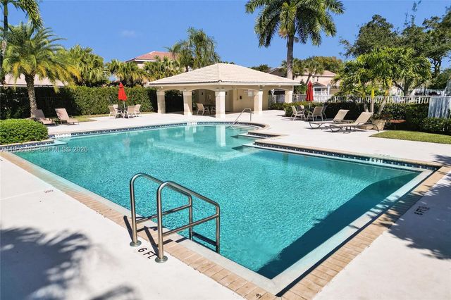 5380 NW 117th Ave, Coral Springs, FL 33076