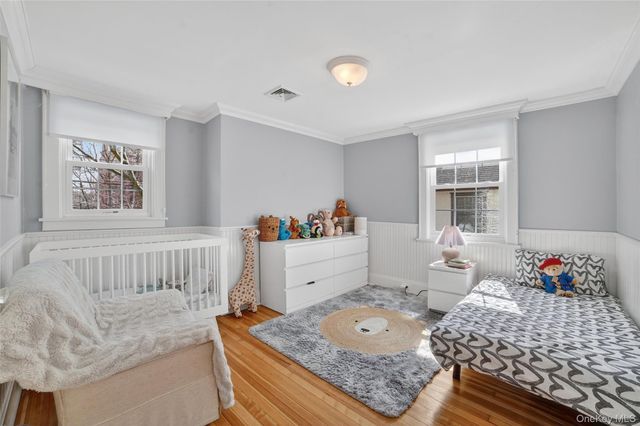 265 Bronxville Road, Bronxville, NY 10708