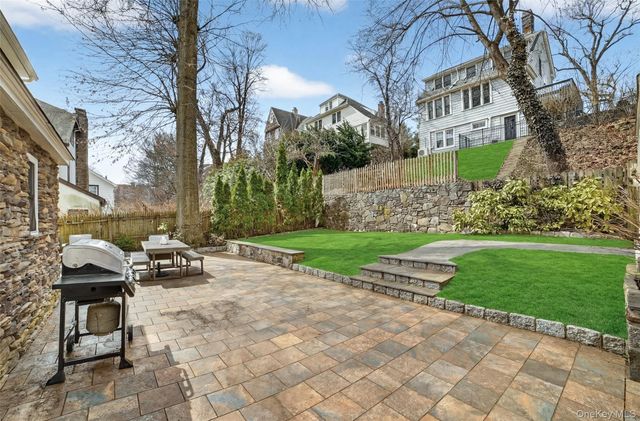 265 Bronxville Road, Bronxville, NY 10708