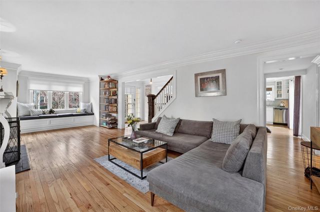 265 Bronxville Road, Bronxville, NY 10708