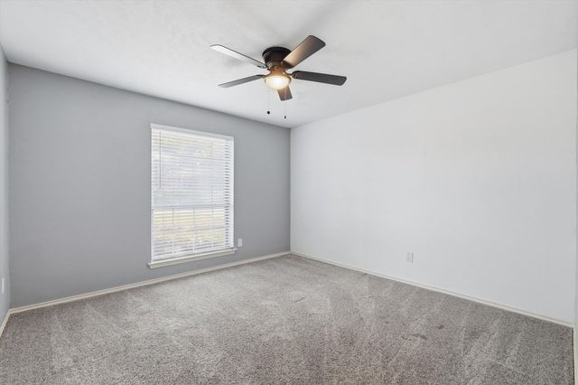 726 Laramie Drive, Lewisville, TX 75077