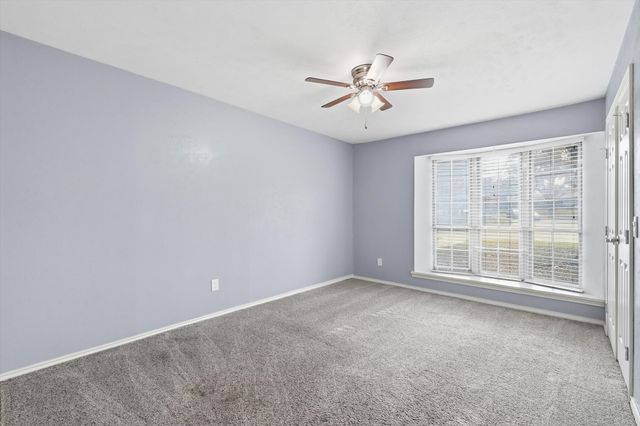 726 Laramie Drive, Lewisville, TX 75077