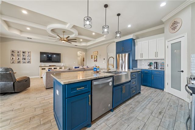 6 Stella, Corpus Christi, TX 78414