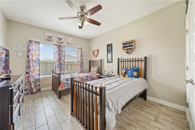 6 Stella, Corpus Christi, TX 78414