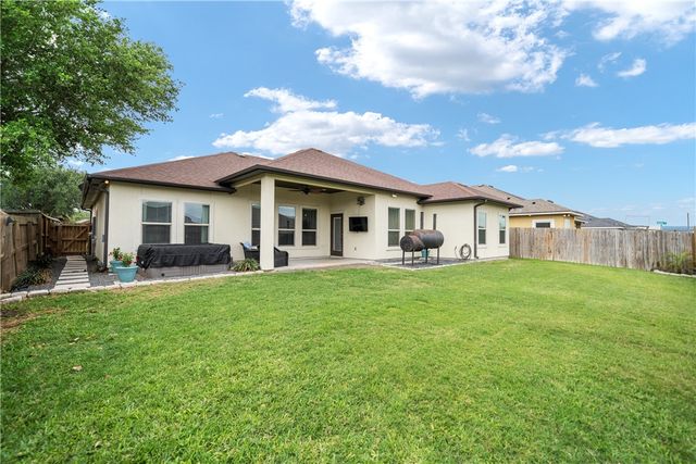 6 Stella, Corpus Christi, TX 78414