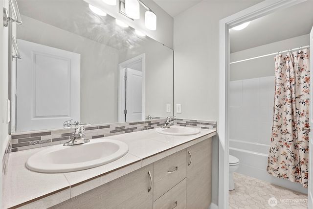 16311 8th Avenue E, Spanaway, WA 98387