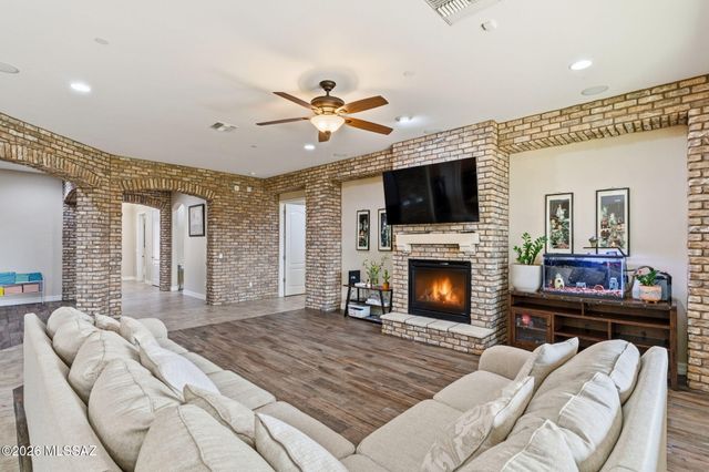 11681 N Palawan Place, Oro Valley, AZ 85737