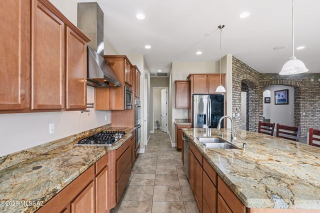 11681 N Palawan Place, Oro Valley, AZ 85737