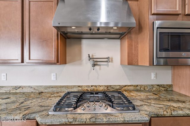 11681 N Palawan Place, Oro Valley, AZ 85737