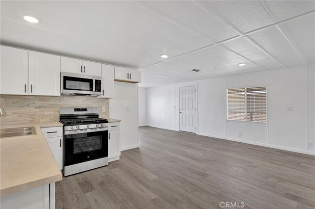 15252 Seneca Road 29, Victorville, CA 92392