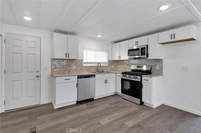 15252 Seneca Road 29, Victorville, CA 92392
