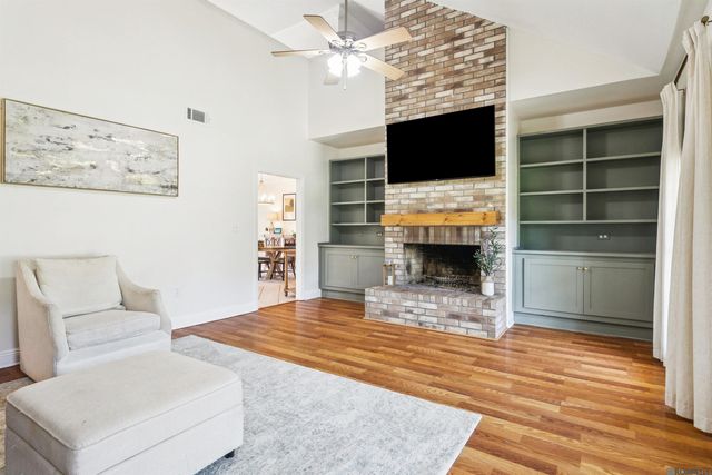 25050 Kah Lac Rd, Ponchatoula, LA 70454