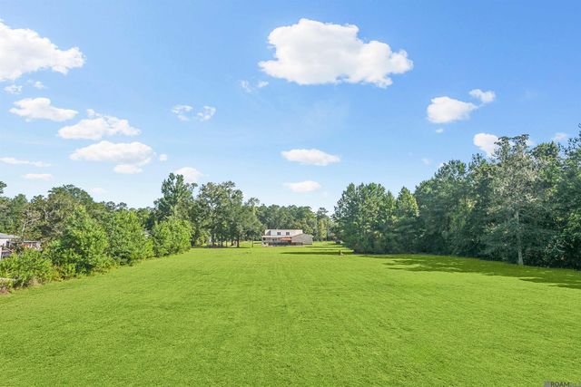 25050 Kah Lac Rd, Ponchatoula, LA 70454