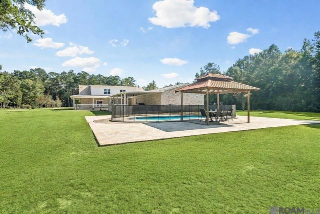 25050 Kah Lac Rd, Ponchatoula, LA 70454