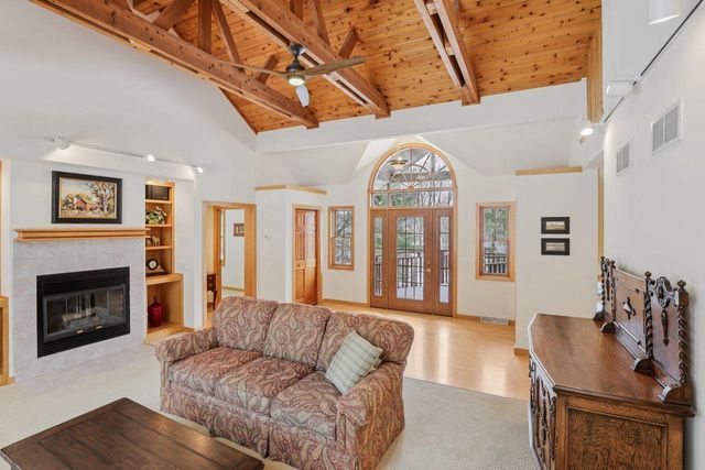 4494 Oak Valley Road, Cross Plains, WI 53528